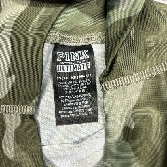 Pink Shorts Womens Extra Small Ultimate Camouflage Activewear Pockets Gym Fit - Picture 2 of 4